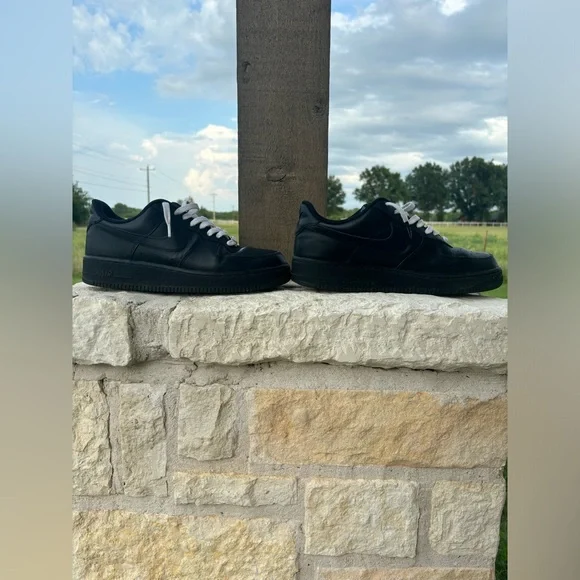 Nike Air Force 1 - Picture 6 of 7